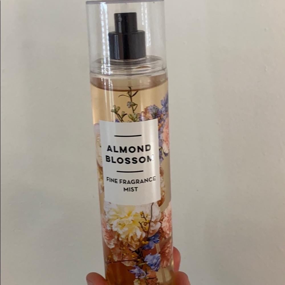 Almond Blossom fine fragrance mist